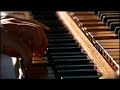 stereo: http://br.youtube.com/watch?v=oklynwush9y&fmt=18

antoine forqueray (1699 - 1782).

1. jupiter.

mitzi meyerson (harpsichord).

(you don't imagine how much i love this).

antoine forqueray was a french composer and virtuoso of the viola da gamba. forqueray, born in paris, was the first in a line of composers who included his brother michel (1681 - 1757) and his sons jean-baptiste (1699 - 1782) and nicolas gilles (1703 - 1761). forqueray was named musicien ordinaire of la chambre du roy of louis xiv in 1689 and played at court. until 1710, he was accompanied by his wife on the harpsichord in his recitals. in 1730, he retired to mantes-la-jolie, where he died in 1745.

his son published his works for the viola de gamba in 1747 (two years after his death) together with a version for harpsichord.

marin marais and antoine forqueray were considered by their contemporaries as the two greatest virtuosos of the viola da gamba.
