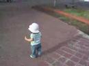 male en la plaza