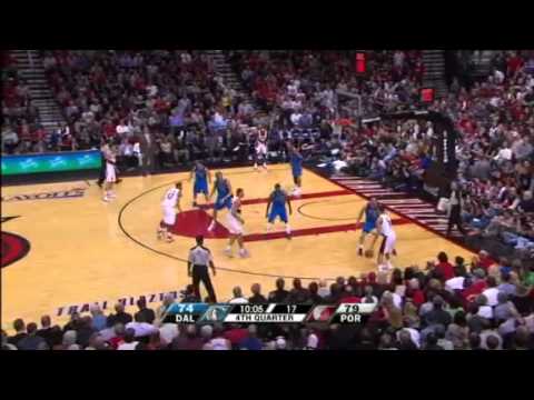 Game 3: Nicolas Batum scores 5 quick points
