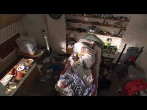 skins.s01e01