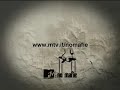 lucariello rapper napoletano, canta 'cappotto di legno'. canzone scritta in collaborazione con roberto saviano,autore del libro 'gomorra'...
la canzone riguarda di un sicario ingaggiato dai casalesi per uccidere appunto roberto saviano

la voce ke si sente campionata, � la voce di nicola schiavone,padre di walter e francesco.presa da un servizio fatto dalle iene ad una conferenza di roberto saviano in quel di casal di principe