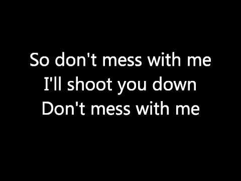 Temposhark - Don't Mess With Me (lyrics)