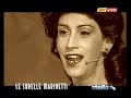 le sorelle marinetti cantano tuli tulipan a stella, la trasmissione di sky vivo condotta da maurizio costanzo