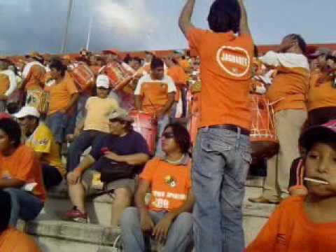Alegr&iacute;a en el estadio V&iacute;ctor Manuel Reyna