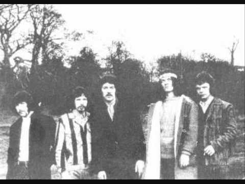 steveuk17 - Black Cat Bones with a pre-Free Paul Kossoff on lead guitar performing at the Marquee Club in London . The Hunter .