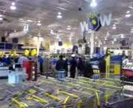 Yonkers Best Buy PS3 Fight