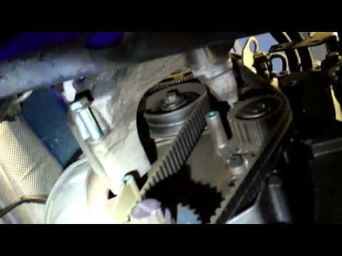 How to replace the timing belt and water pump on your VW Beetle Golf Jetta