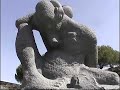 la lava creativa sotto il cielo di Parigi