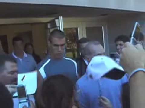 Brady Quinn visits John Carroll ...