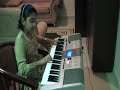 Gumm Summ Gumm (Paa - Hindi) / Thumbi Vaa (Olangal - Malayalam)