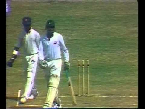 Mahela the big hitter - Mahela Jayawardene 6s compilation
