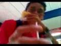Dançando, comendo e pagando mico na Faculdade