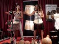 dobacaracol - amazone lors d'un mini concert � la fnac de perpignan la veille de leur concert au festival les m�dit�rran�ennes de leucate.