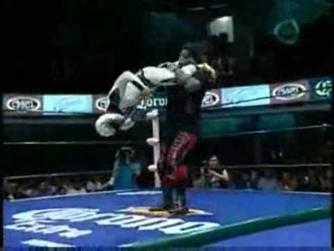 mexican wrestling mask - HOLY MOLY! That's better than anything I've ever seen in the WWE!