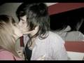 2) CUMBIO FLOGGER LESBIANA ESCRACHE