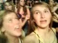 us singing to neyo!! :)