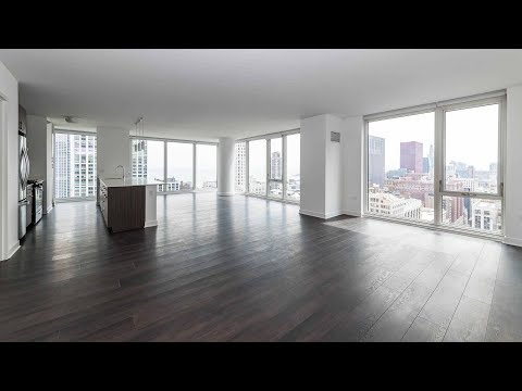 A spacious 3-bedroom, 3-bath at the Loop’s new Marquee at Block 37 A spacious 3-bedroom, 3-bath at the Loop’s new Marquee at Block 37