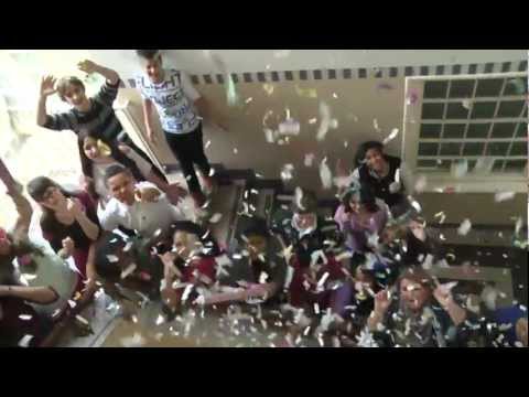 Lyceum - Lipdub Berlage Lyceum ter ere van het nieuwe logo van deze school in Amsterdam. Original Song: Owl City & Carly Rae Jepsen - Good Time.