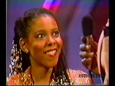 Patrice Rushen: “Forget Me Nots” (Live on Soul Train 1982)