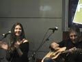 O Nikos Portokaloglou se live sto Fnac tis Athinas sto The Mall - O,ti de se skotonei