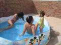 MARICARMEN MORENO EN LA PISCINA