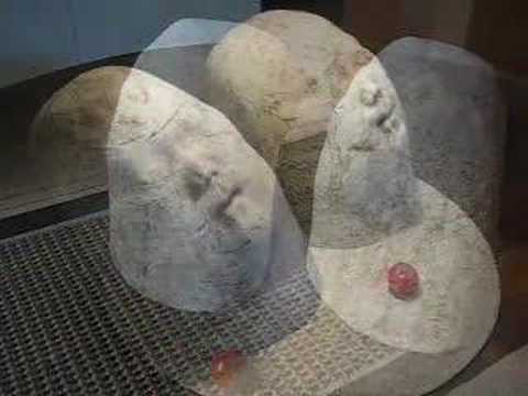 Guri Berg - stoneware sculptures