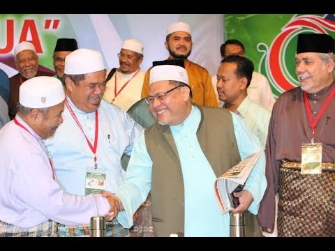 retains - Incumbent Mohamad Sabu has been reelected as PAS deputy president at the party's 59th Muktamar. He defended the party's highest contested position with 588 v...