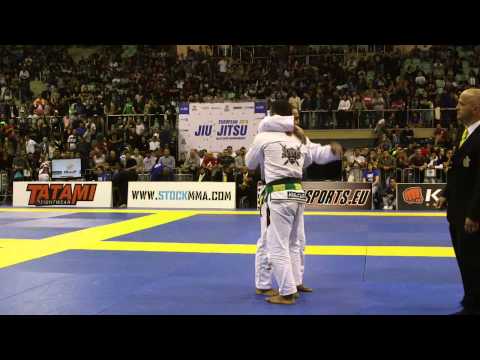European Open 2015 Black Belt FINALS: Adult Male - Middle (Jonathan Torres vs. Davi da Silva)