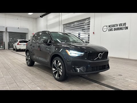 2025 volvo xc40 plus dark theme il barrington palatine lake zurich hoffman estates schaumbu
