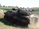 FV432 tank turning