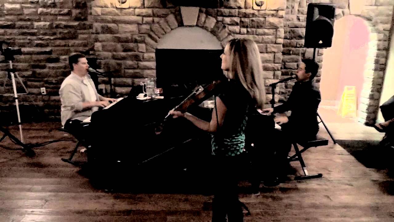 Hire AZ Dueling Pianos Dueling Pianos in Phoenix, Arizona