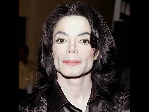 Michael Jackson : MJ Memorial makes time stop