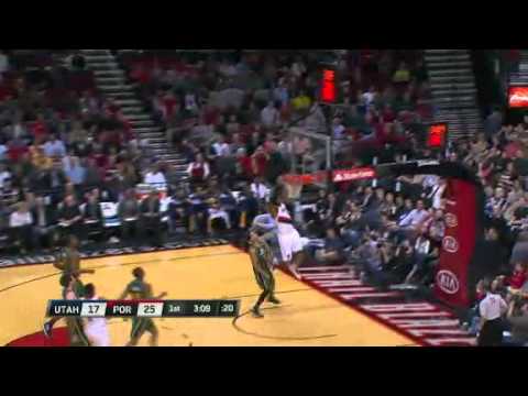 Matthews to Aldridge alley-oop dunk against Jazz