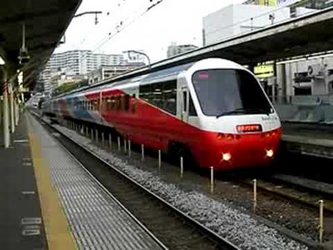 ＡＬＰＨＡ　ＲＥＳＯＲＴ　熱海発車