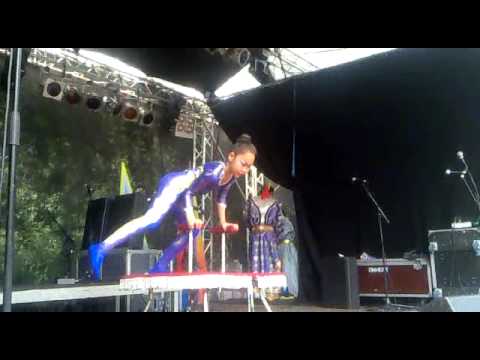 worldmusicfestival 2009 STEPPENMÄDCHEN Schlangentanz