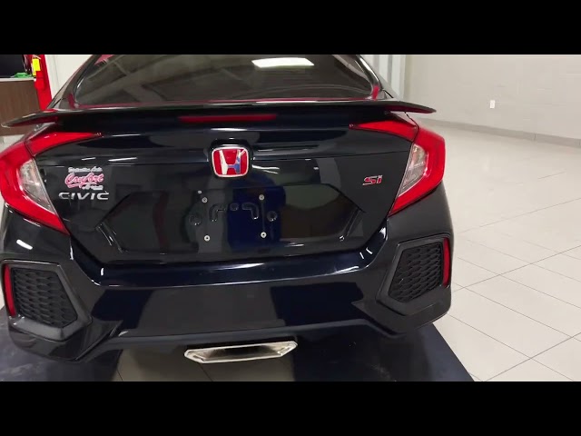 Honda Civic Si 2018 : Sportivité Élégante, Confort Avancé in Cars & Trucks in Saguenay