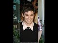 Adam Brody!