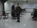 Pescoço torcido no exército