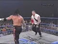 Vampiro vs the wall