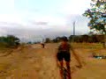R�gis, Junoior e Fagner rampando atr�s da boracharia