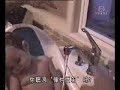 طفل يستحم وهويقاوم النوم طفل يستحم وهويقاوم النوم