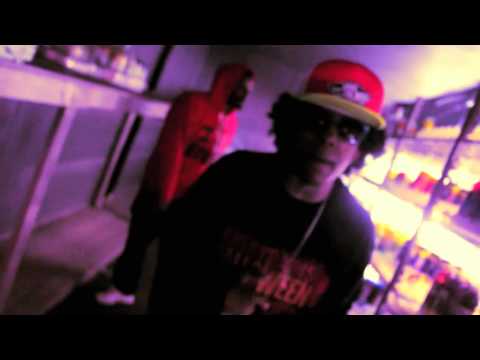 flamez - Video Directed, Edited, and shot by Kevin Davis Films Rocky and Flow of the Flamez go in on their track Greedy from their latest hot mixtape