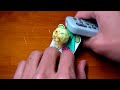 不二家のアンパンマンペロペロキャンディ メロンパンナ(メロン味)です。