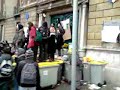 Tout le monde est descendu a Carnot pour filer un coup de main a Carnot pour le blocus general a Dijon