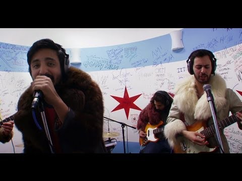 YoungtheGiant - Young The Giant brings a little something special to the round room for their cover of Kells'