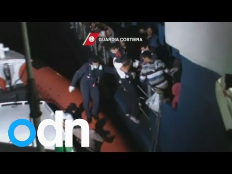 500 migrants, including children rescued off the coast of Italy