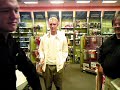 Radio Shack : A day at work