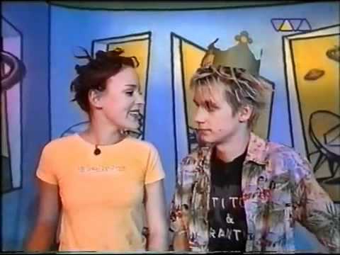 kewl - Tobias Schlegel mit seinem Megababe, Blümchen am 20.5.1998. Unterhaltsame Moderation mit folgenden Kapiteln: Tobi beim B-Boy Tänzercasting. Blümchen´s Weishe...
