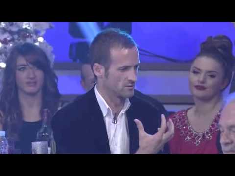 Gëzim Bimbashi imiton politikanët 2014