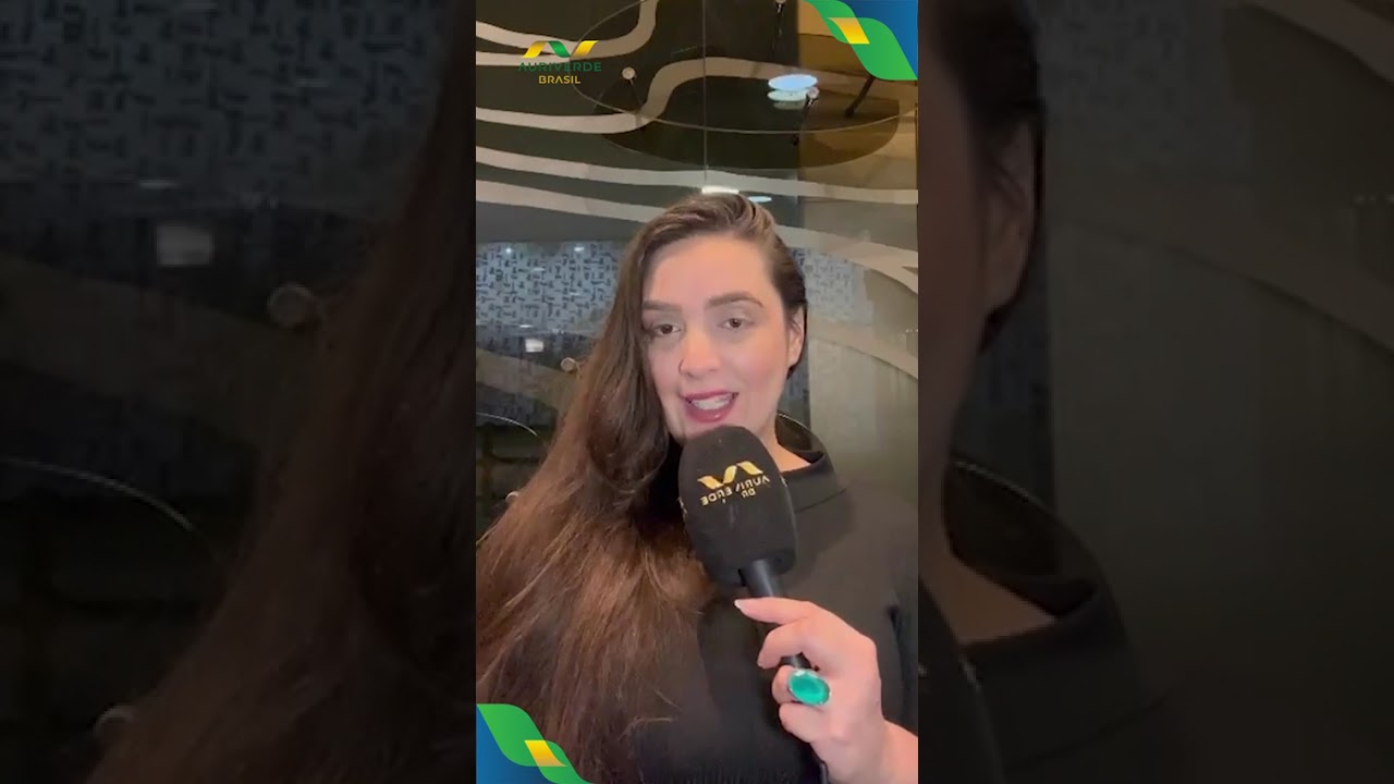 Deborah Sena explica escolha de Alfredo Gaspar